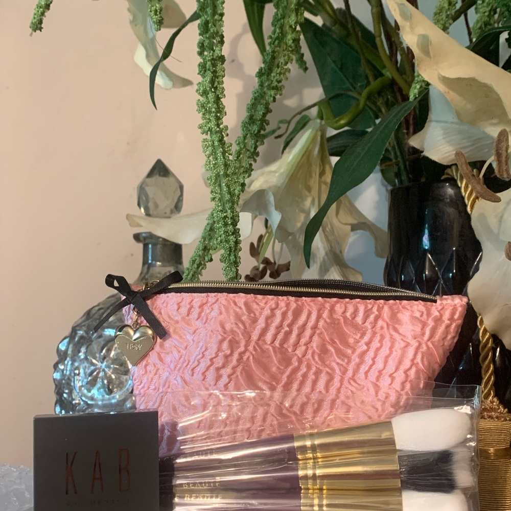 Pink Makeup Bag with Brush Set